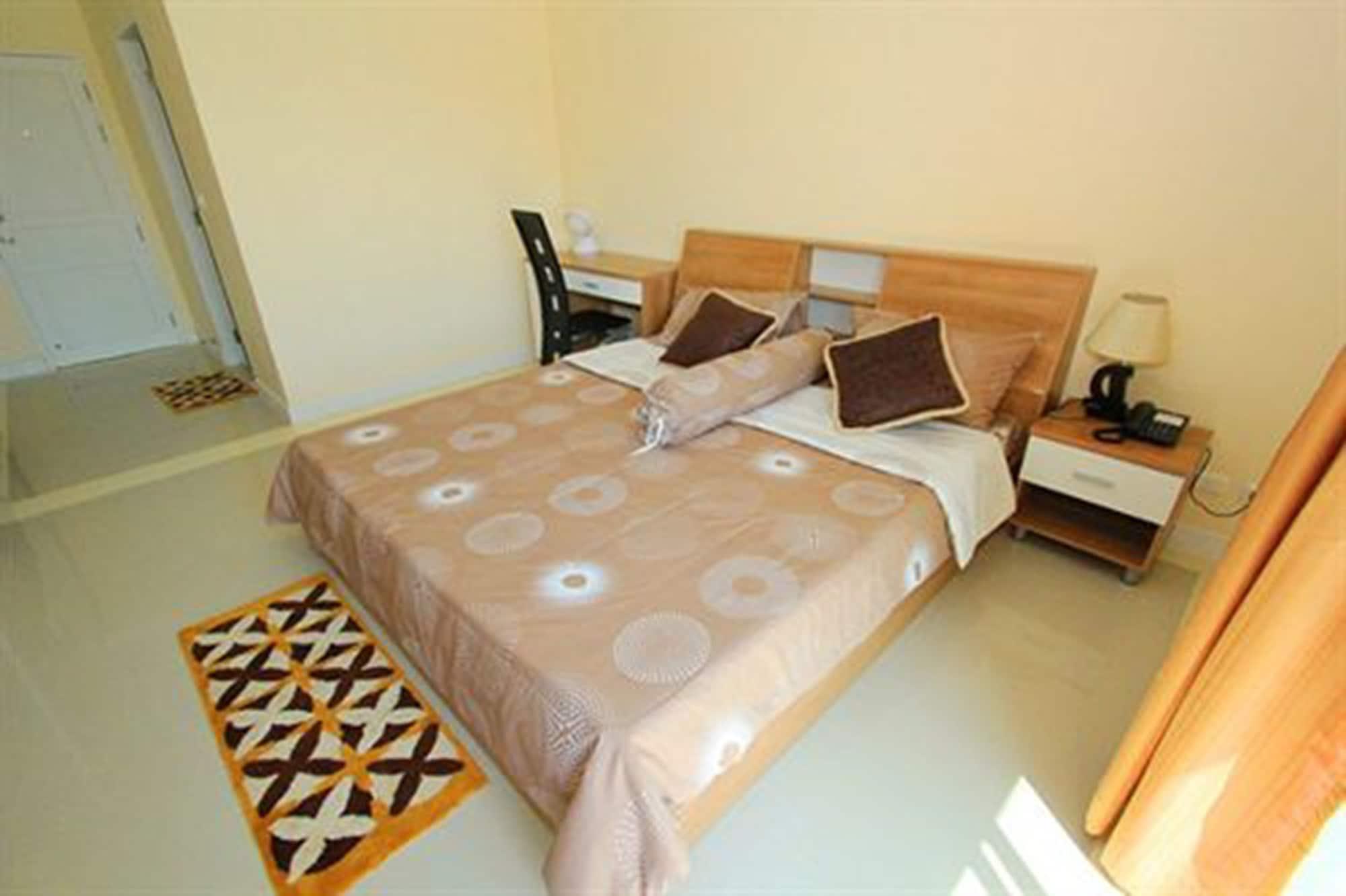 Grow Residences Банкок Екстериор снимка