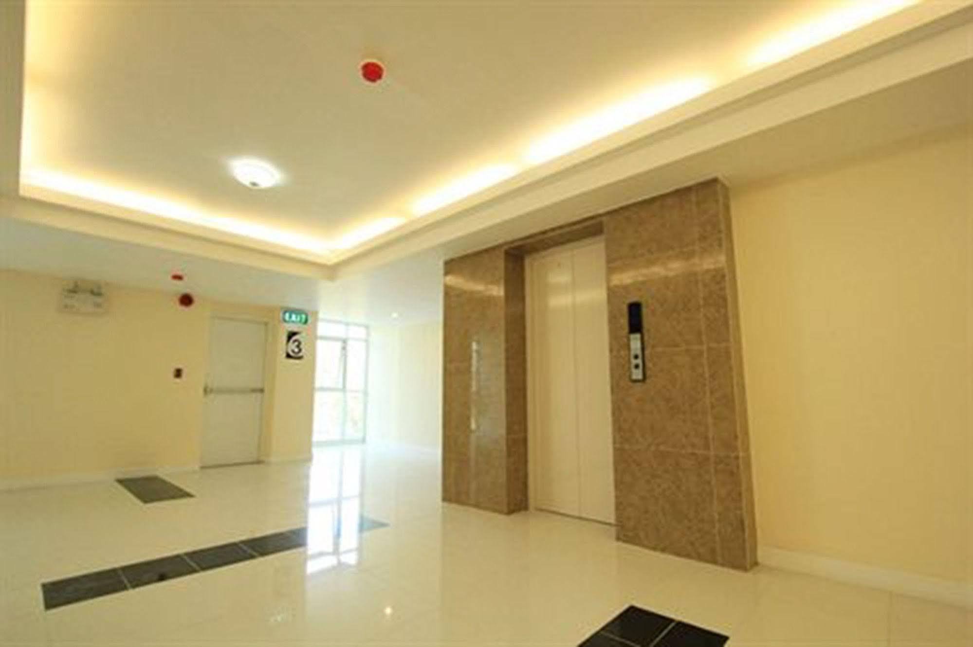 Grow Residences Банкок Екстериор снимка