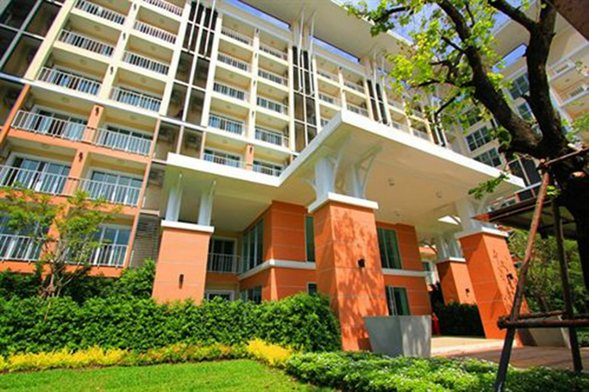 Grow Residences Банкок Екстериор снимка